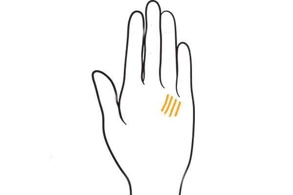 3.お金を使いすぎる人の「手相」の共通点