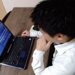 若山 卓也