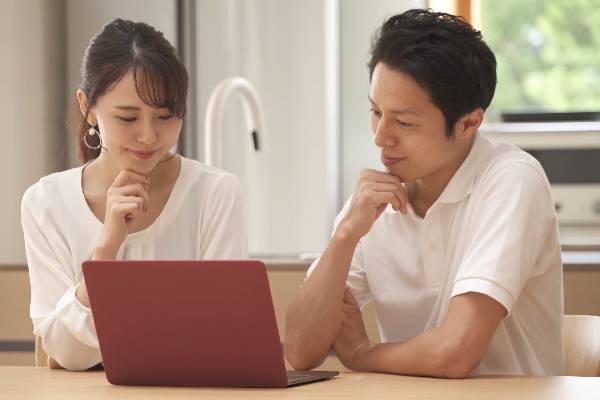 住宅、金融